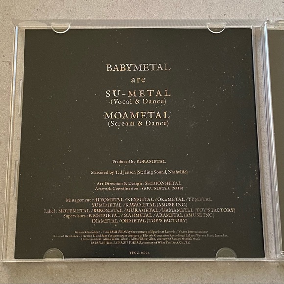 BABYMETAL 10 BABYMETAL YEARS Album (imported from Japan) - Picture 4 of 6